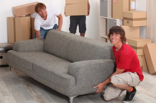 Packing and loading assistance for a home or office move in Balham
